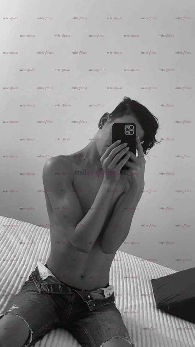 FOTOS DE CHICO BLANCO PASIVO POLLITO MUY COMPLACIENTE 3023763028