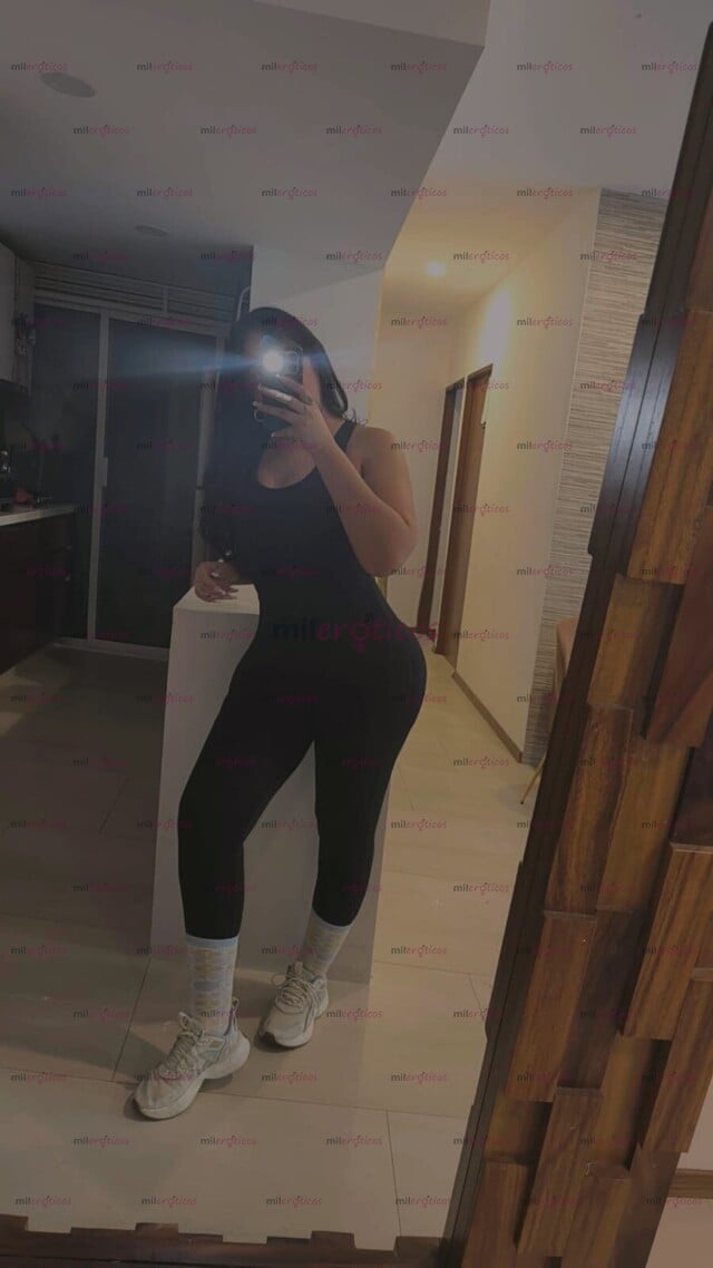 FOTOS DE ALEJANDRA 18 AÑOS LISTA PARA COMERTE AMOR