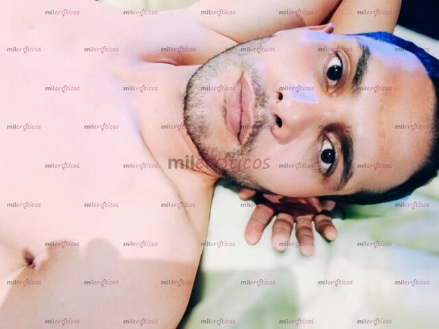 FOTOS DE MEN NOMBRE ES ANDRE UN GUSTO ME PRESENTO SOY GIGOLO Y MASAJISTA PROFESIONAL