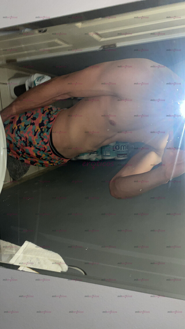 FOTOS DE JOVEN, EN BUSCA DE DIFERENTES TENTACIONES, DISPUESTO A CUMPLIR VARIAS FANTASÍAS,