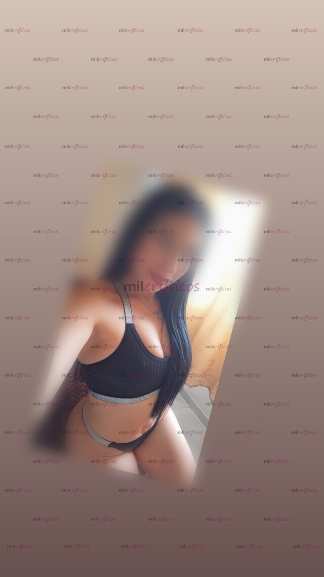 FOTOS DE SUBA ,ZOE ;ROLA DE CARA LINDA,CABELLO LARGO NEGRO ; DELGADA PIEL BL