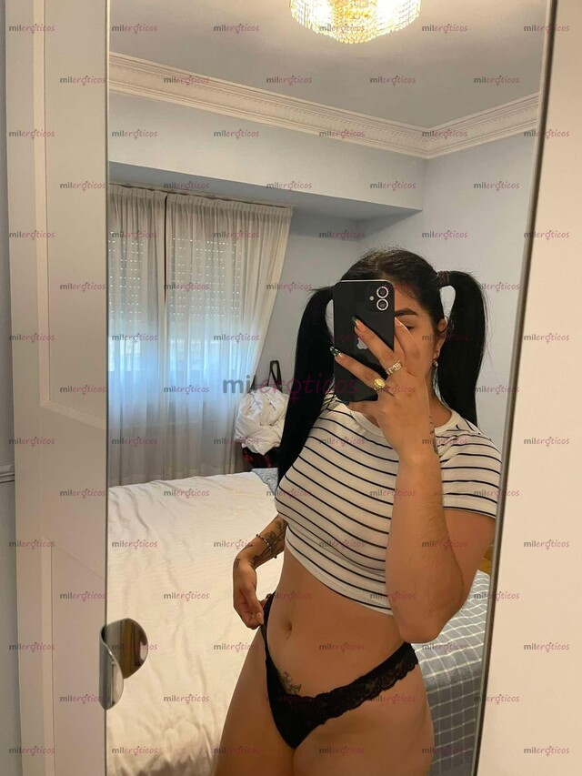 FOTOS DE PELI NEGRA DELICIOSA CON VAGINA JUGOSA APRETADA