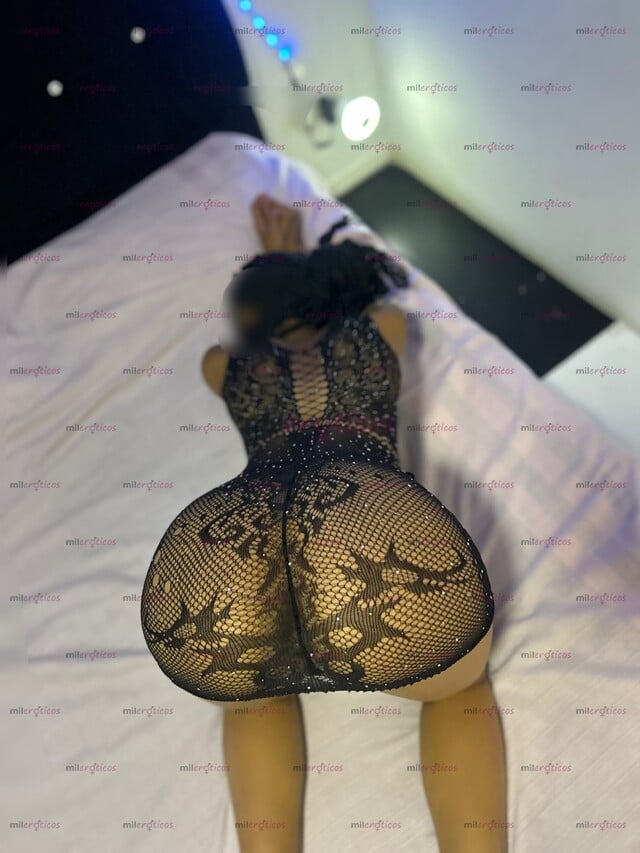 FOTOS DE EIMMY HERMOSA PRINCESA DE 19 AÑOS, MORENA CABELLO LARGO Y CINTURA PEQUEÑA.