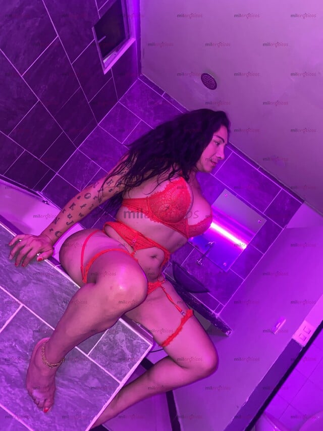 FOTOS DE SHOFIA VARGAS LLEGUO CON GANAS DE VERGA Y CULO