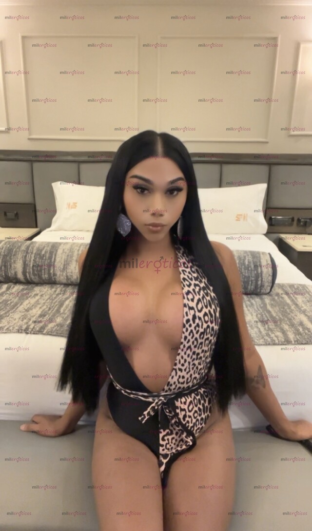 FOTOS DE NEGRA ARDIENTE Y MUY CALIENTE A TUS PIES PAPI VEN Y AS REALIDAD TUS FANTACIAS