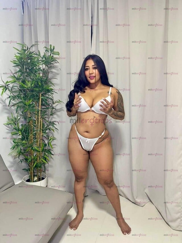 FOTOS DE CHICA COLOMBIANA RECIÉN LLEGADA SEXY Y MUY CALIENTE