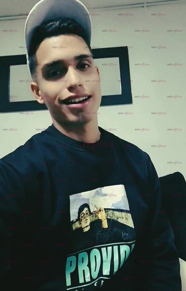 FOTOS DE JOVEN DE COMPAÑIA ALTO DELGADO. (SERVICIO SEGURO )