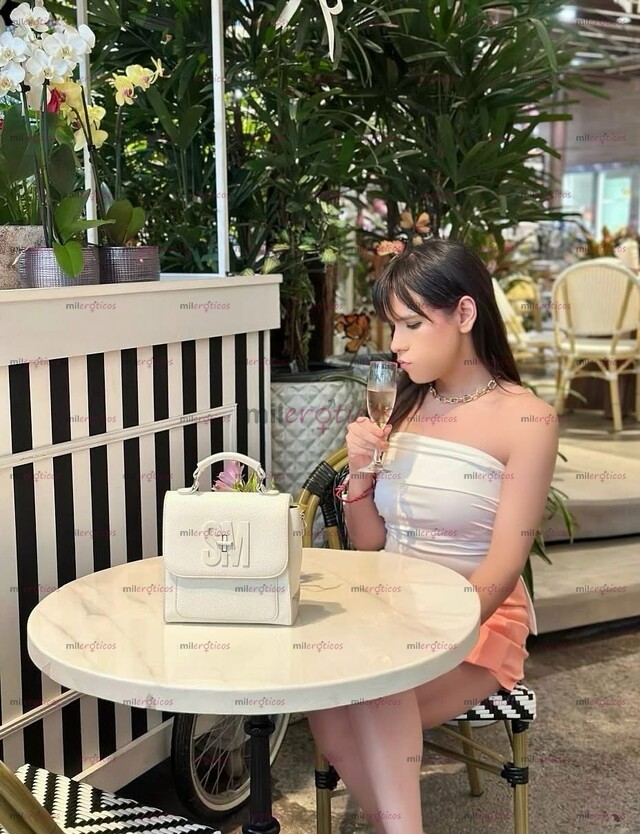 FOTOS DE CHAVITA JOVENCITA NATURALITA CACHONDA LISTA PARA TI