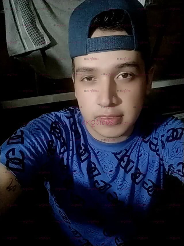 FOTOS DE OLO HAGO DE ROL PASIVO, POR SI GUSTA, SOY VELLUDO PEROERES EL SERVICIO INCLUYE