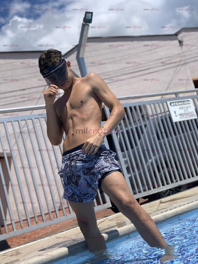 FOTOS DE CHICO JOVEN DISPUESTO A CUMPLIR TUS DESEOS ESCRÍBEME SI BUSCAS BUENA COMPAÑÍA
