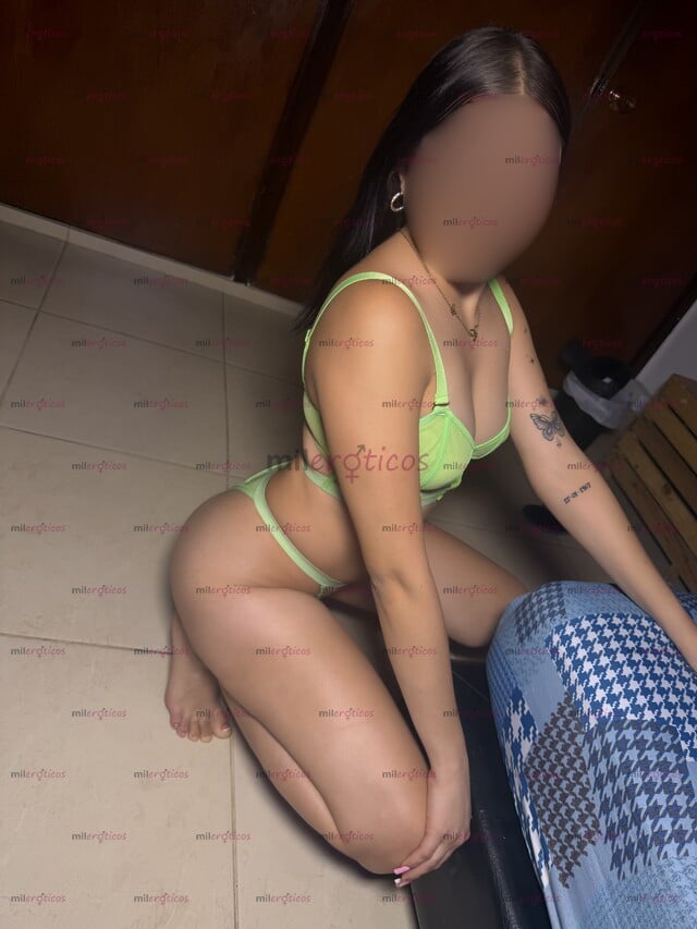 FOTOS DE POLLITA BLANQUITA PAISA EN PRIMO EN MI APARTAMENTO PRIVADO