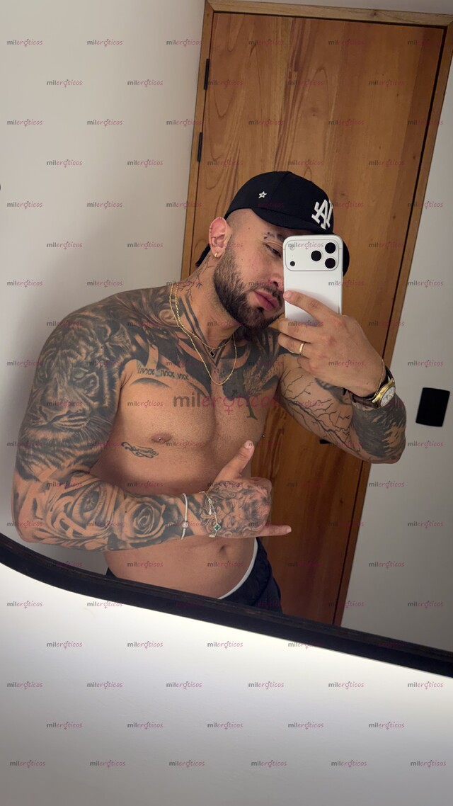 FOTOS DE MACHO TATUADO CURVA DEL PLACER COMPLACIENTE 100% REAL