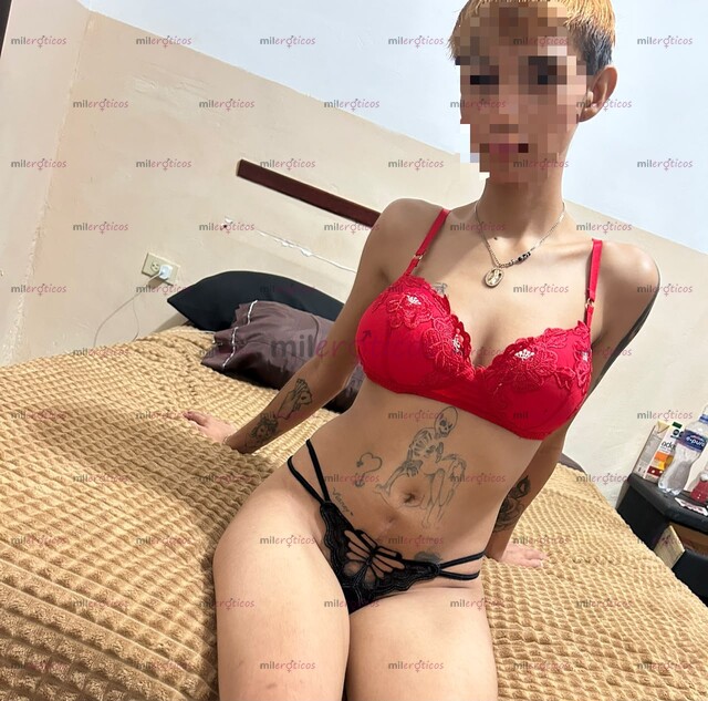 FOTOS DE MORENITA CALIENTE DE CUERPO CHIQUITO, CON TETAS GRANDES Y CULITO BONITO