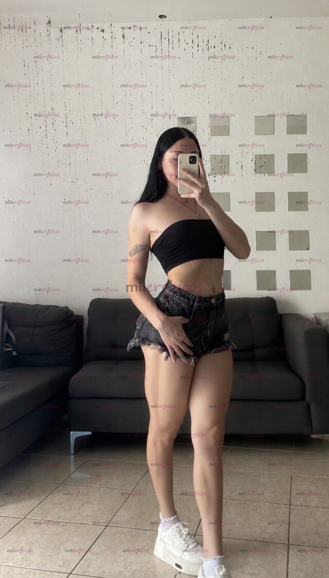 FOTOS DE BEBECITA COLOMBIANA CON LUGAR CÉNTRICO LISTA PARA CUMPLIR TUS FANTASÍAS