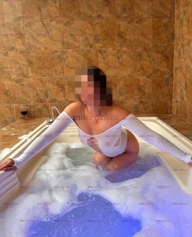 FOTOS DE LINDA CHICA DE ROSTRO HERMOSO, MUY ARDIENTE CON GANAS DE HACERTE FELIZ