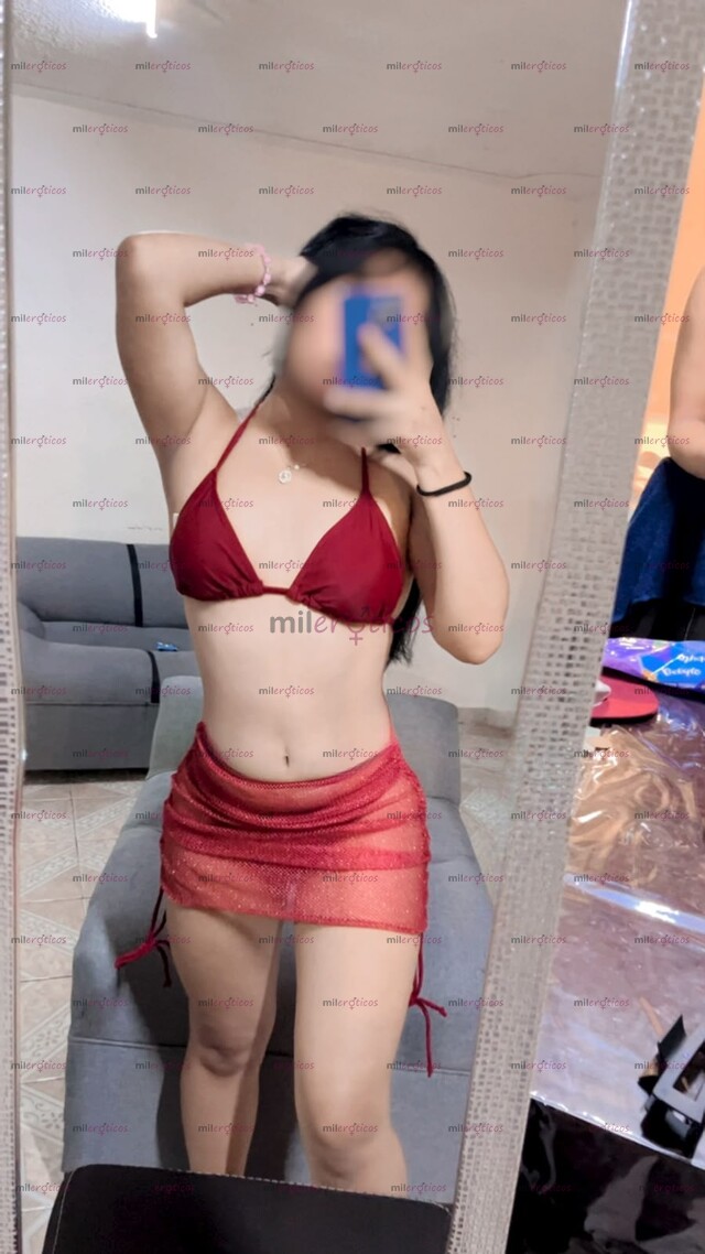 FOTOS DE CHICA FITNESS PIERNUDITA Y APRETADITA COMPLACIENTE MULTIORGASMICA PAPI...