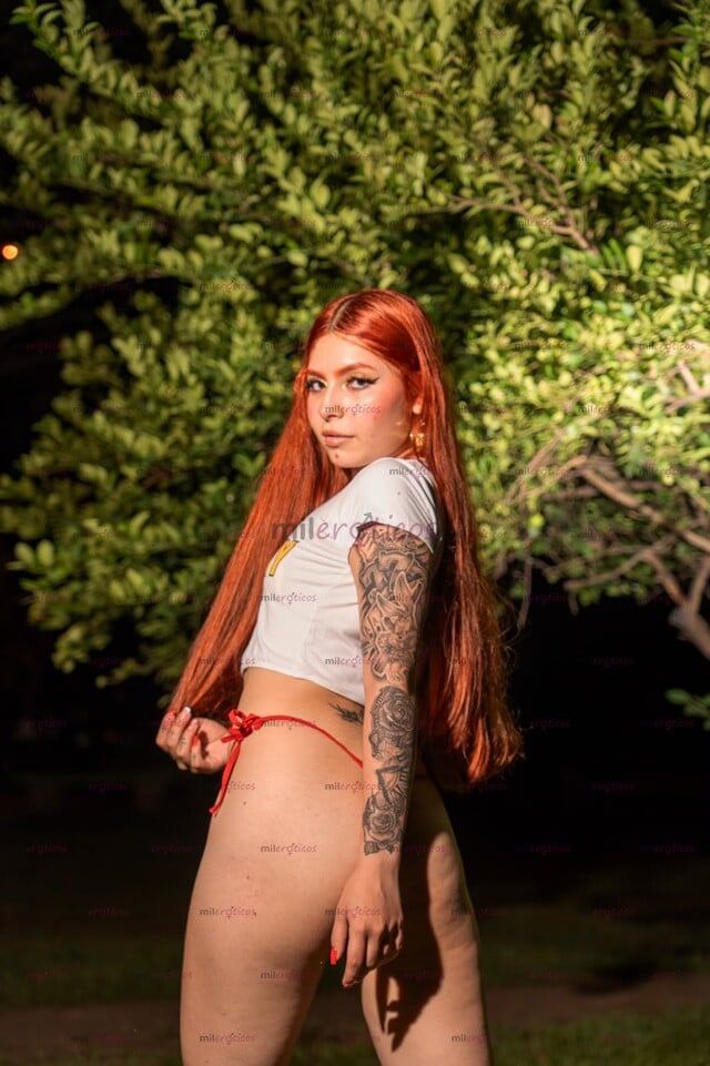 FOTOS DE VIOLETA, CHICA DELGADA CACHONDA Y ARRECHITA