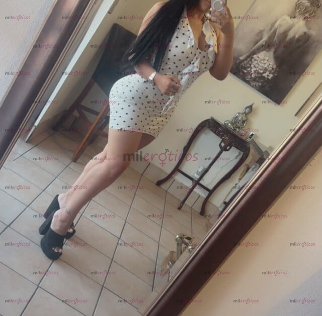 FOTOS DE JOVEN BONITA Y MUY COMPLACIENTE SCORT VIP