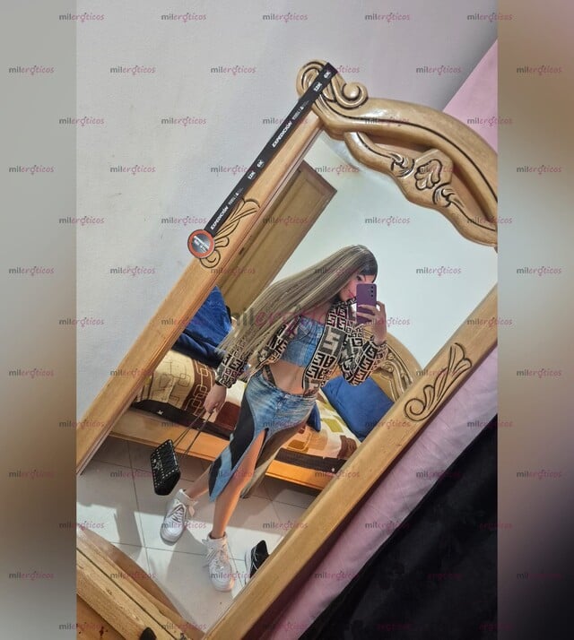 FOTOS DE VERONIKA LO MÁS TOP EN ATENCIÓN & HIGIENE TRATO DE NOVIOS SÚPER DESCOMPLICADA