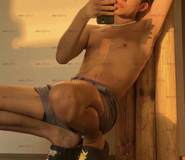 FOTOS DE EXPERIENCIA PREMIUM CON UN TWINK, JOVEN Y FITNESS
