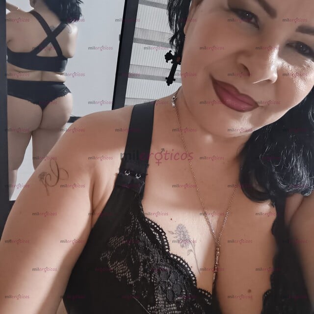 FOTOS DE MADURA HERMOSA Y APASIONADA POR MOMENTOS DE LUJURIA.