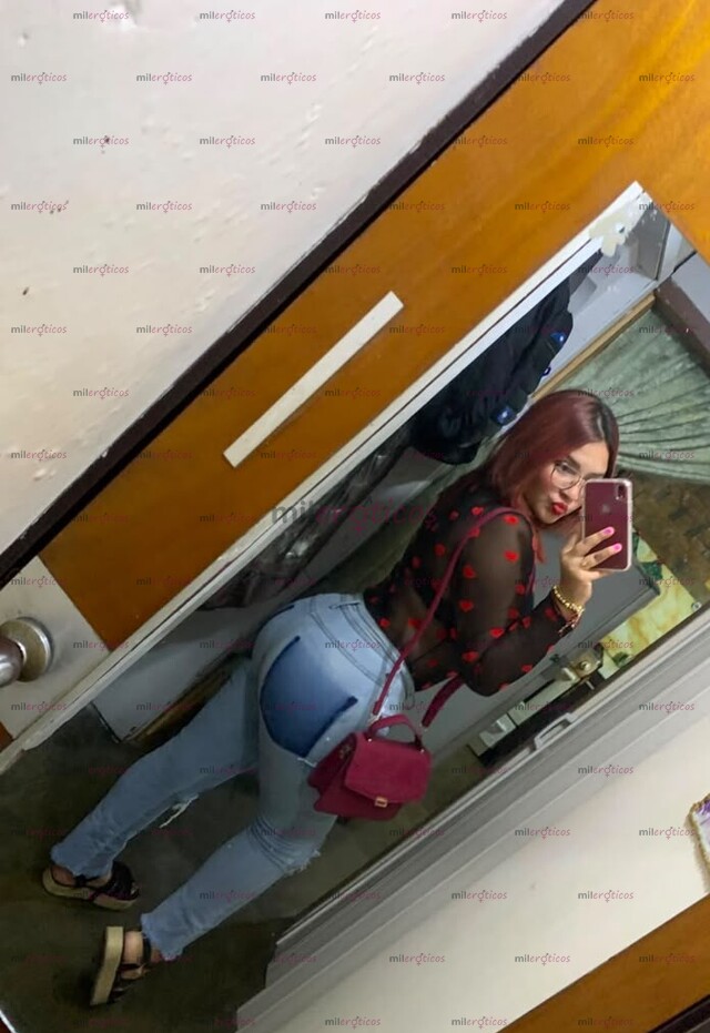 FOTOS DE MONA HERMOSA CON VAGINA APRETADA Y MUCHAS NALGAS PARA TI
