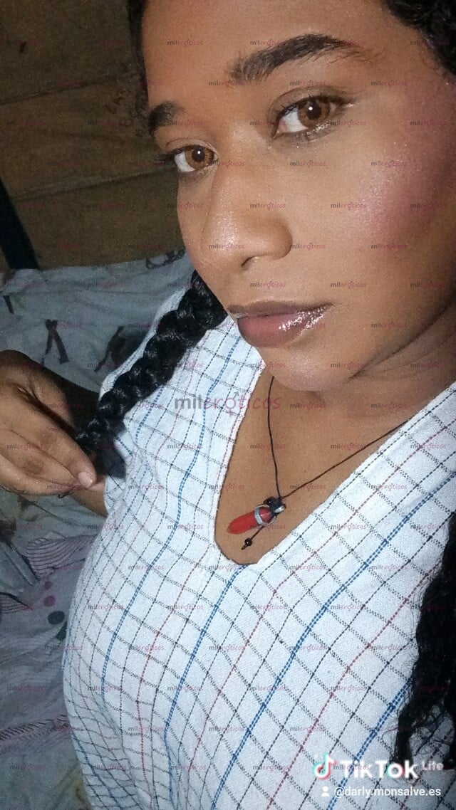 FOTOS DE MORENAZA ARDIENTE CALIENTE DISPUESTA A TODO Y UN POCO MÁS