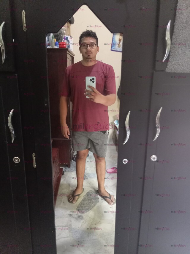 FOTOS DE JOVEN MORENO 26 AÑOS SOLO MUJERES DISPONIBLE