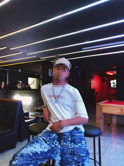 FOTOS DE CHICO DE 23 AÑOS, DISCRETO Y MUY COMPLACIENTE