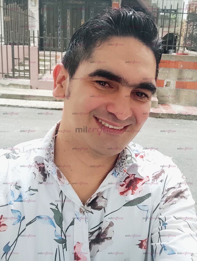 FOTOS DE CABALLERO DE PRESENCIA, TRATO FIRME Y ATENTO. DISCRETO Y CON CARÁCTER.