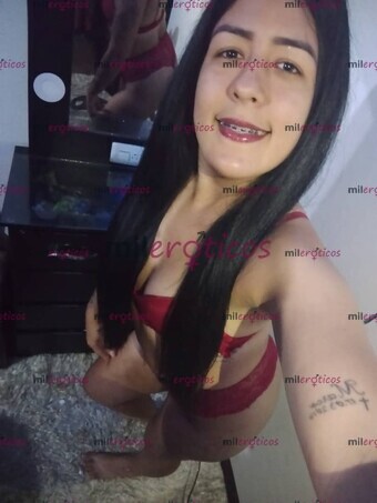 FOTOS DE BELLA CARIMASTICA Y MUY TRAVIESA EN LA CAMA