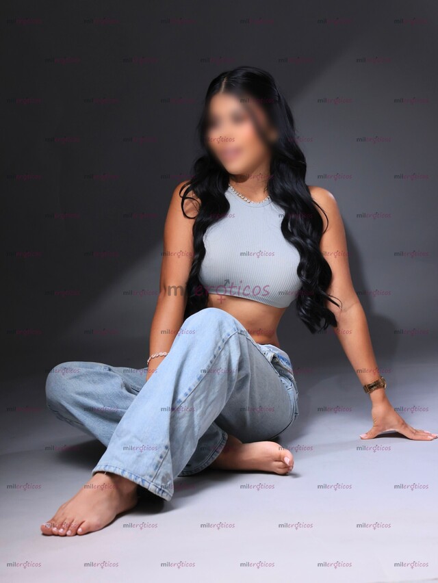 FOTOS DE FLACA NALGONA MODELO VIP PARA HOMBRES DE BUEN GUSTO Y SOLVENTES TENGO SITIO PRIV