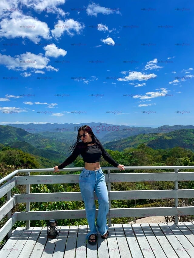 FOTOS DE JULIANA JOVENCITA CULIONA Y DE CARA Y CUERPO DELICIOSO, SOLO DOMI