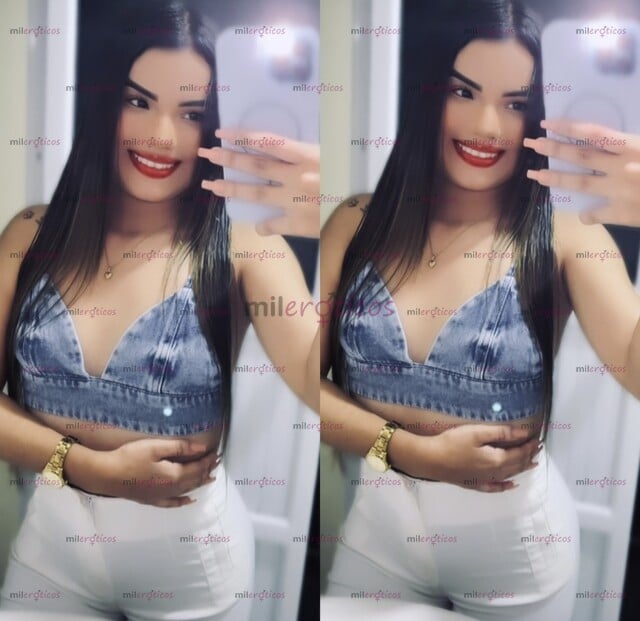 FOTOS DE HOLA MIS AMORES SOY ALEXA UNA HERMOSA MORENA DE CURVAS PERFECTAS