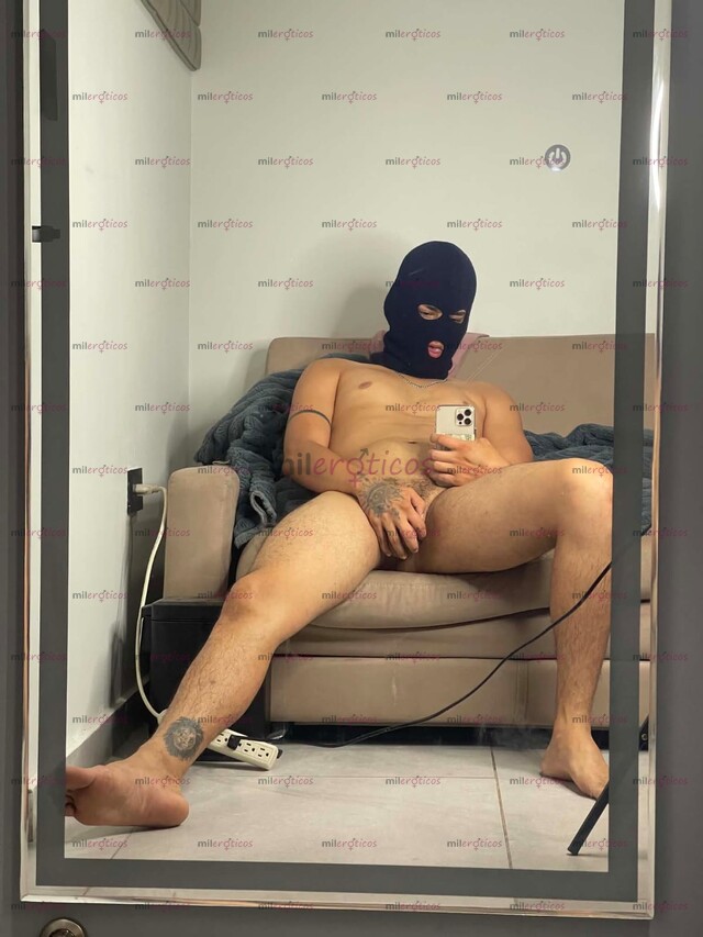 FOTOS DE MODELO JOVEN ATLETICO VERGON PARTE CULOS