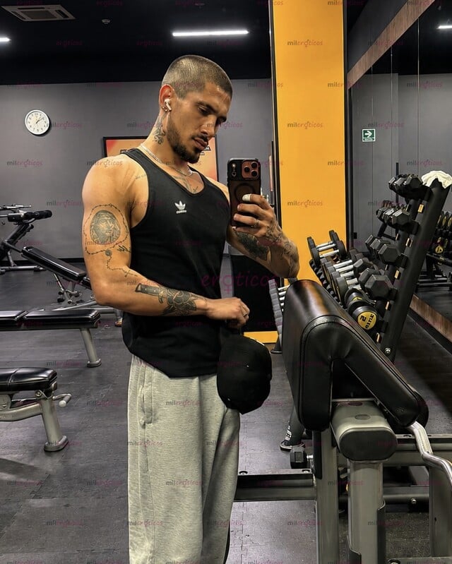 FOTOS DE TONY MASCULINO TATUADO ACTIVO 23 CM MEXA ESPAÑOL