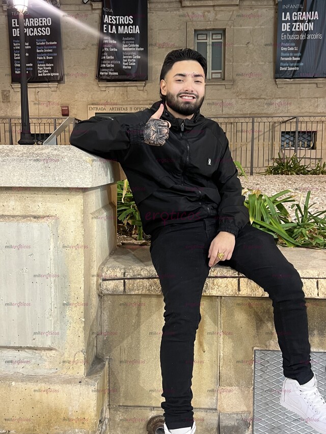 FOTOS DE JOVEN SERIO ACTIVO DOMINANTE RECIÉN LLEGADO