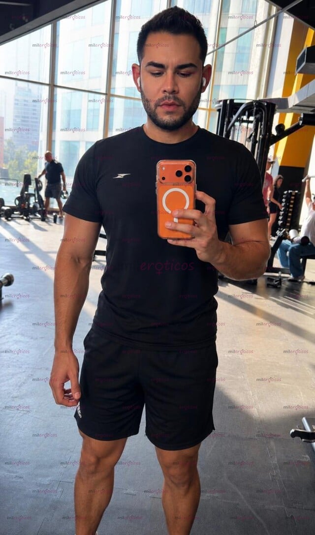 FOTOS DE AS POCOS DIAS ESTAS BUSCANDO UN CHICO GUAPO, JOVEN... CON BUENA VERGA NO DUDES E