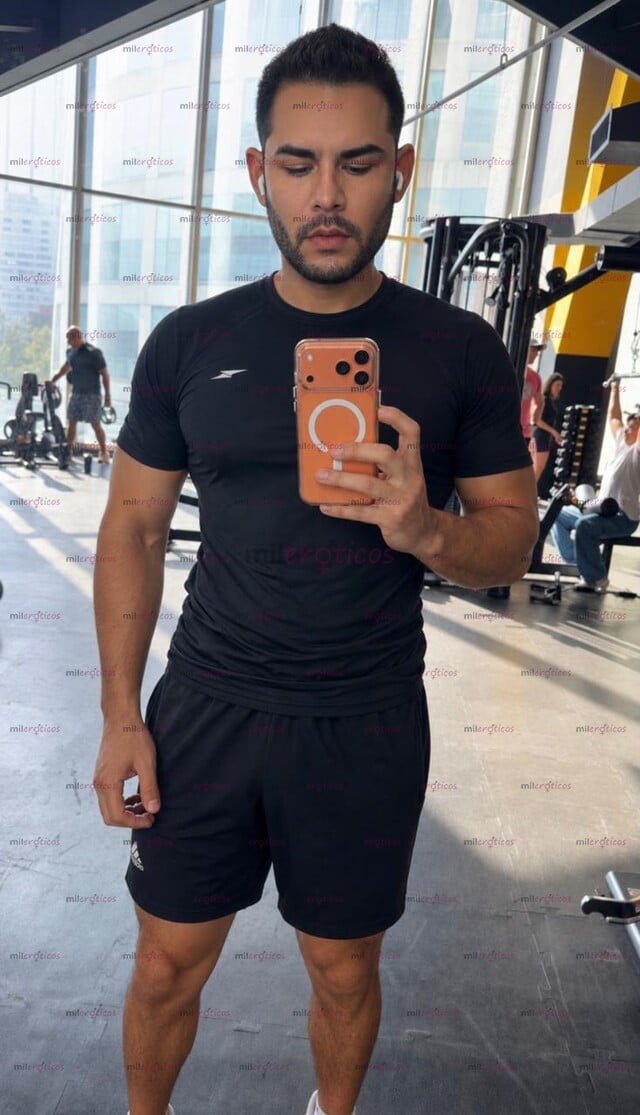 FOTOS DE AS POCOS DIAS ESTAS BUSCANDO UN CHICO GUAPO, JOVEN... CON BUENA VERGA NO DUDES E