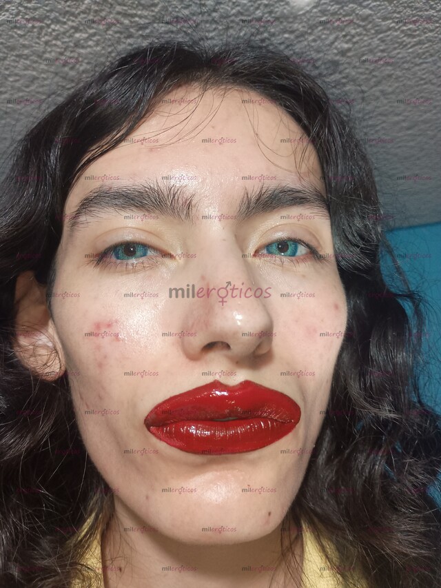 FOTOS DE 21 AÑOS DE EDAD. ESTOY DISPONIBLE, DISPONIBLE. DISPONIBLE.LISTA PARA COMPLACERTE