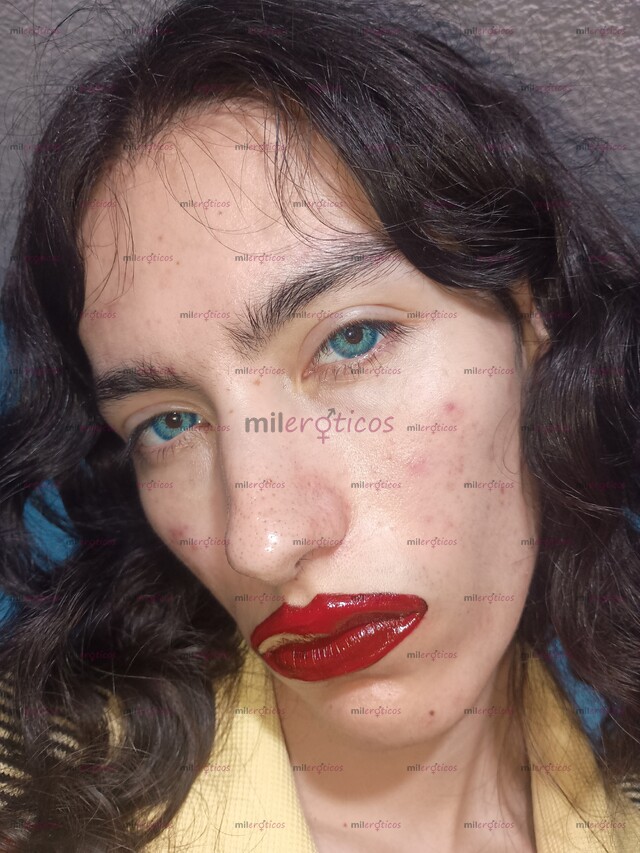 FOTOS DE 21 AÑOS DE EDAD. ESTOY DISPONIBLE, DISPONIBLE. DISPONIBLE.LISTA PARA COMPLACERTE