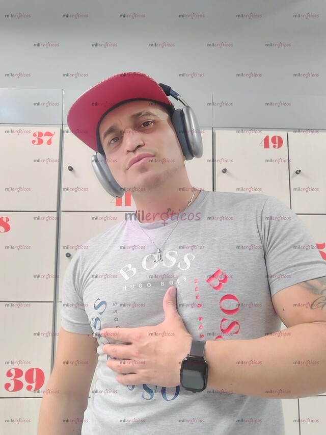 FOTOS DE DOS MACHOS PARA PASIVO SUMISO 100% AGUANTADOR LLORÓN QUE SUPLIQUE