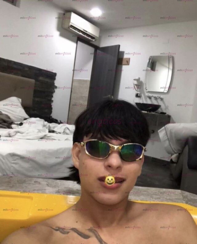 FOTOS DE POLLO JOVEN ARRECHO VEN Y DISFRUTA DE LO MEJOR