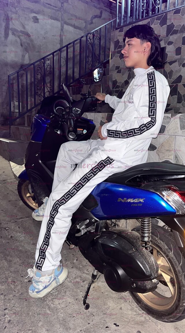 FOTOS DE POLLO JOVEN ARRECHO VEN Y DISFRUTA DE LO MEJOR