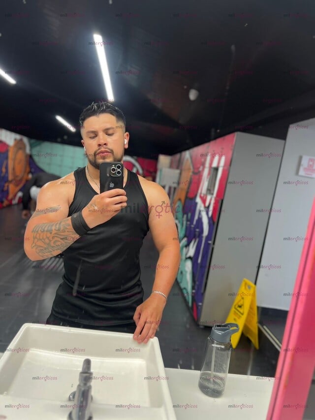 FOTOS DE DISPONIBLE ATENCIÓN VIP CON DEPORTISTA LECHERO Y MORBOSO CONTÁCTAME PARA QUE PAS