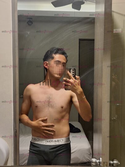 FOTOS DE LUCC TU GIGOLO AL SERVICIO DEL PLACER Y LISTO PARA CUMPLIR 2383052876