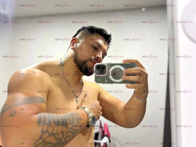 FOTOS DE DISPONIBLE ATENCIÓN VIP CON DEPORTISTA LECHERO Y MORBOSO CONTÁCTAME PARA QUE PAS