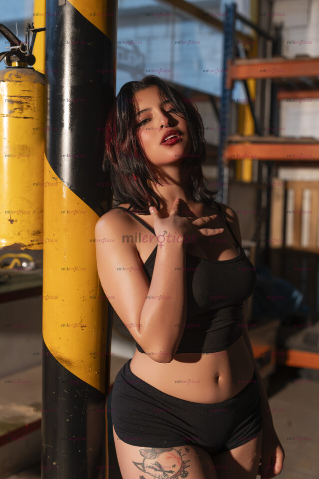 FOTOS DE CARITA ANGELICAL CUERPO DE DIOSA LOS TRES SERVICIOS UNIVERSITARIOS VIP DE PASO P