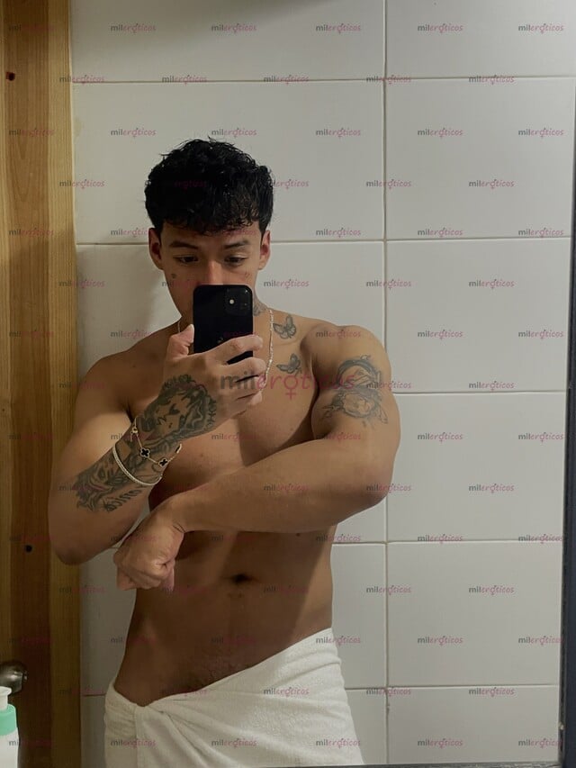 FOTOS DE AARON JOVEN DE 23 AÑOS INTER LISTO PARA COMPLACERTE