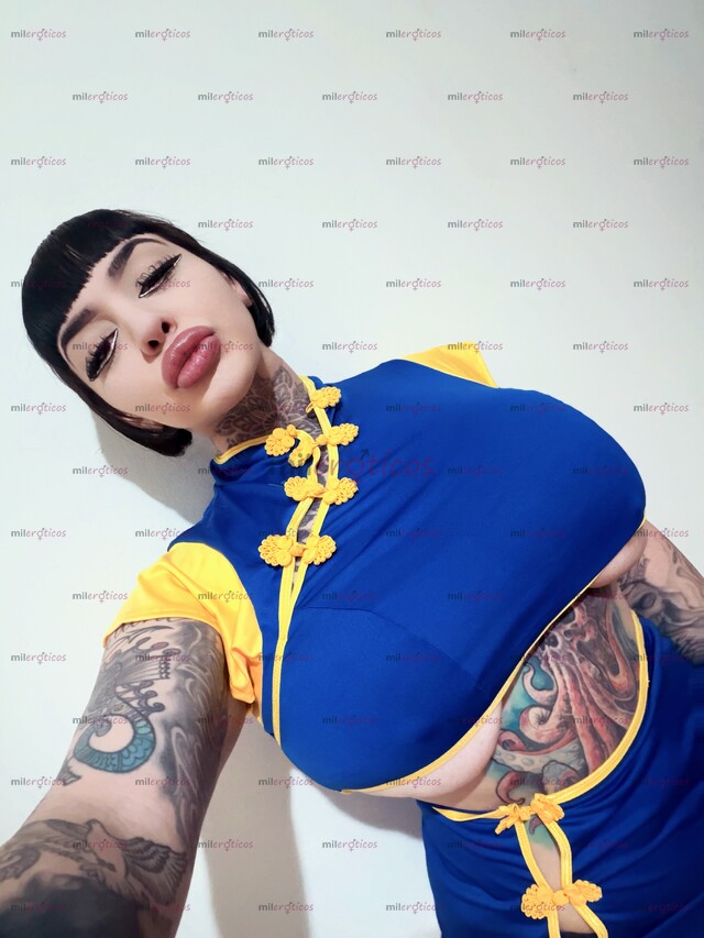 FOTOS DE BRATZCURVY , CURVILÍNEA , EL MEJOR TRATO DE REGRESO PARA TI